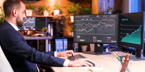 Aprendizaje Supervisado - Regresión y Clasificación con Redes Neuronales